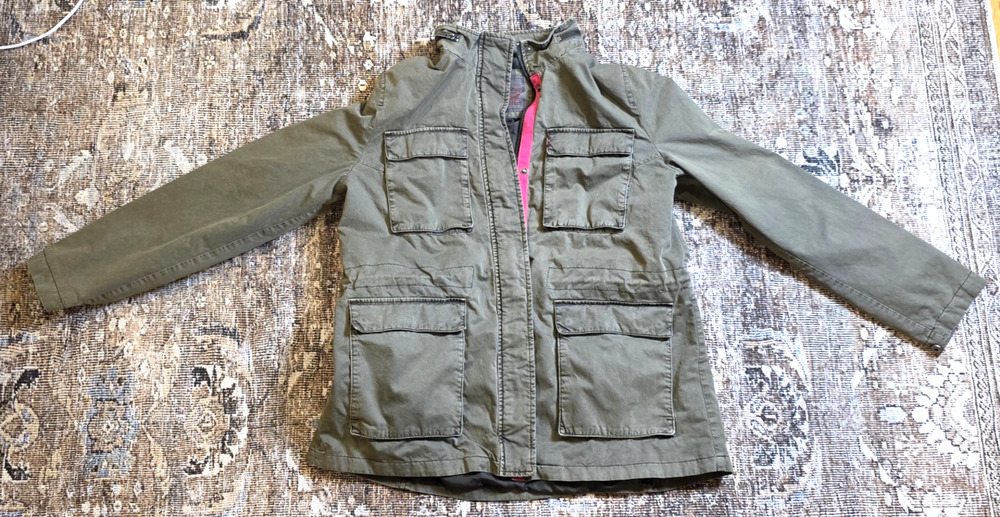Levi’s Strauss Women’s Olive Green Parka Jacket Size L Lightweight Utility Coat